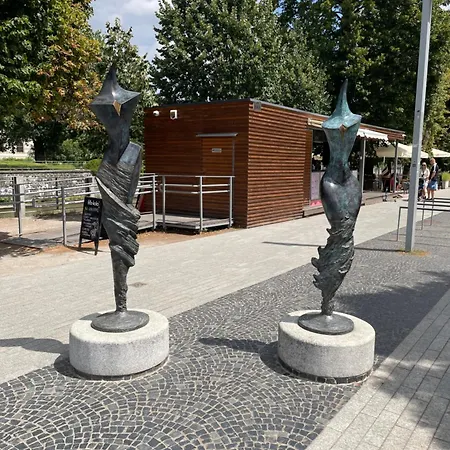 Golden Mood شقة *