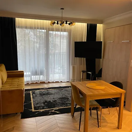 Golden Mood * فروتسواف